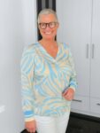 Emily van den Bergh-Bluse-8471-156086-760-1-min