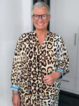 Emily van den Bergh-Bluse-8518-156501-790-1-min