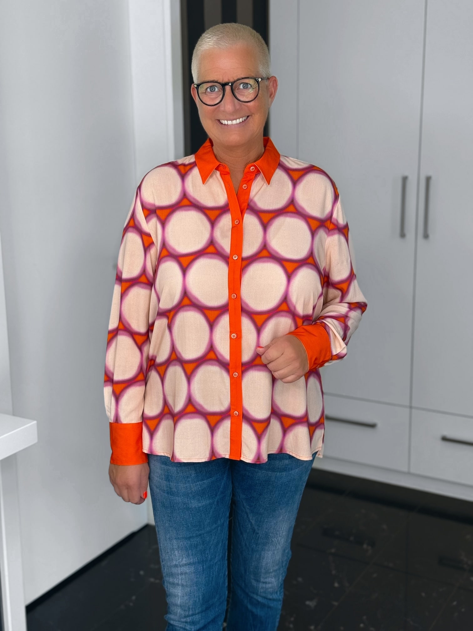 Emily van den Bergh-Bluse-8619-154409-390-3-min Emily van den Bergh Bluse Maxi-Dot in sand-orange – Ansicht 3