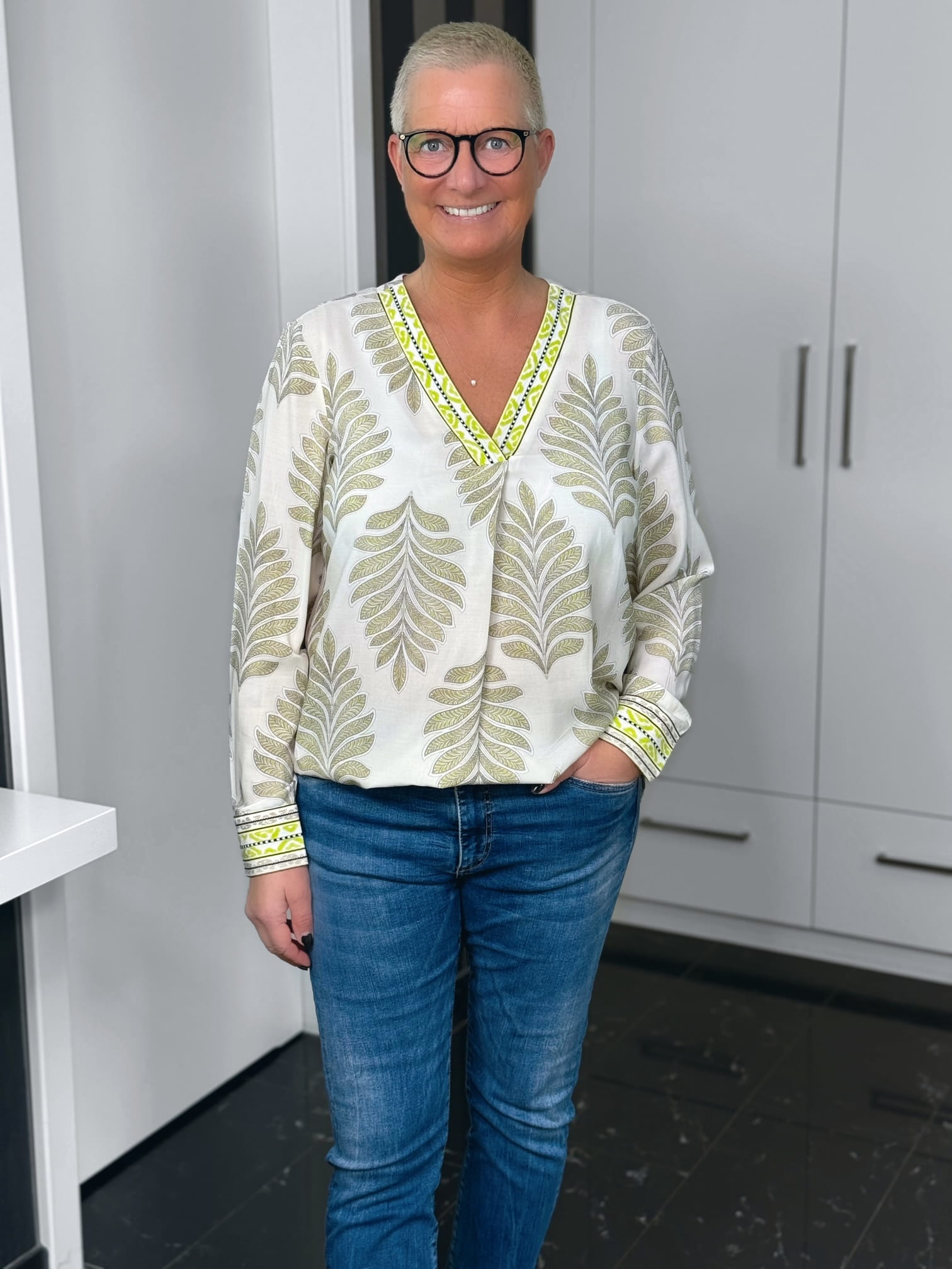 Emily van den Bergh-Bluse-8841-157003-792-3 Emily van den Bergh Bluse Celine in taupe-lemon – Ansicht 3