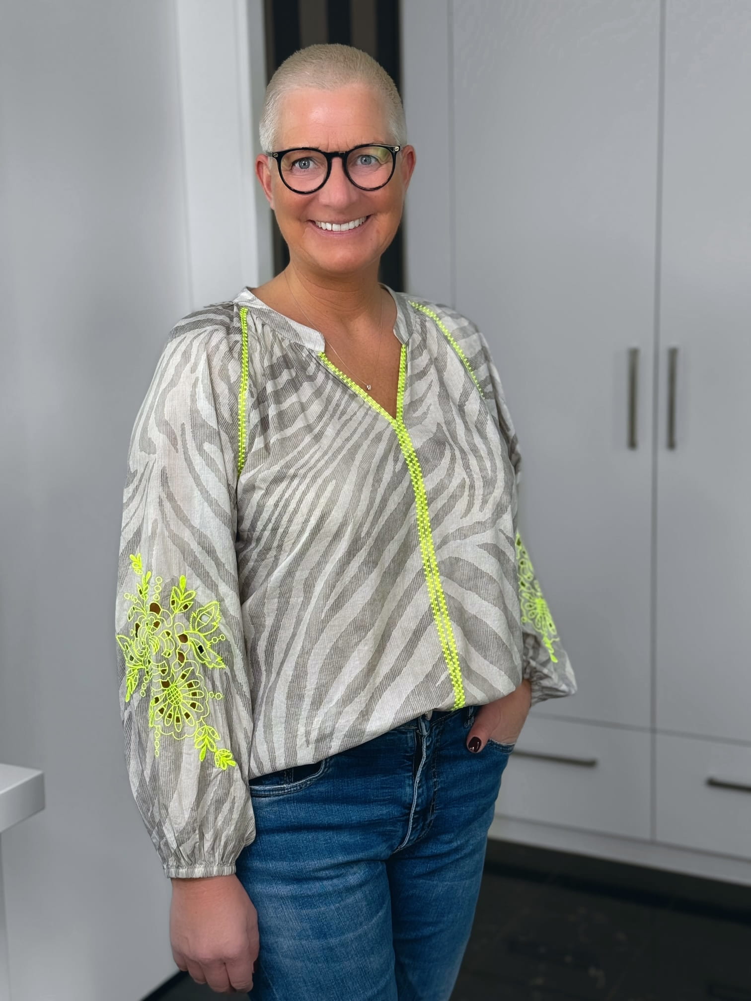 Emily van den Bergh-Bluse-8842-157730-792-2 Emily van den Bergh Tunika Zebra in taupe-gelb – Ansicht 2