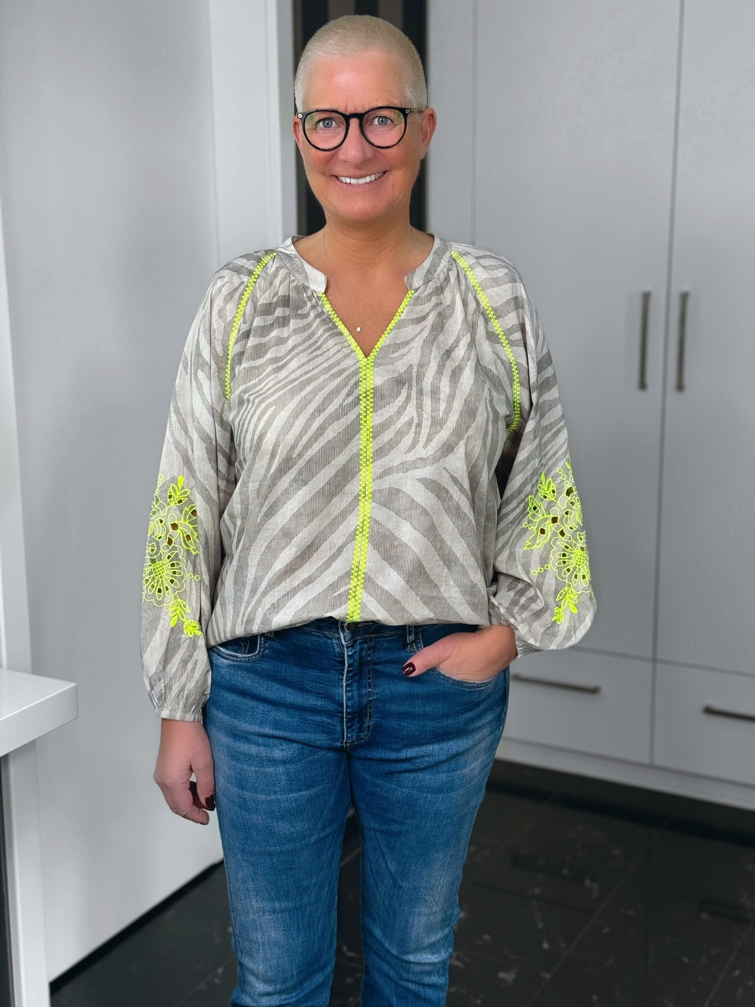 Emily van den Bergh-Bluse-8842-157730-792-3 Emily van den Bergh Tunika Zebra in taupe-gelb – Ansicht 3