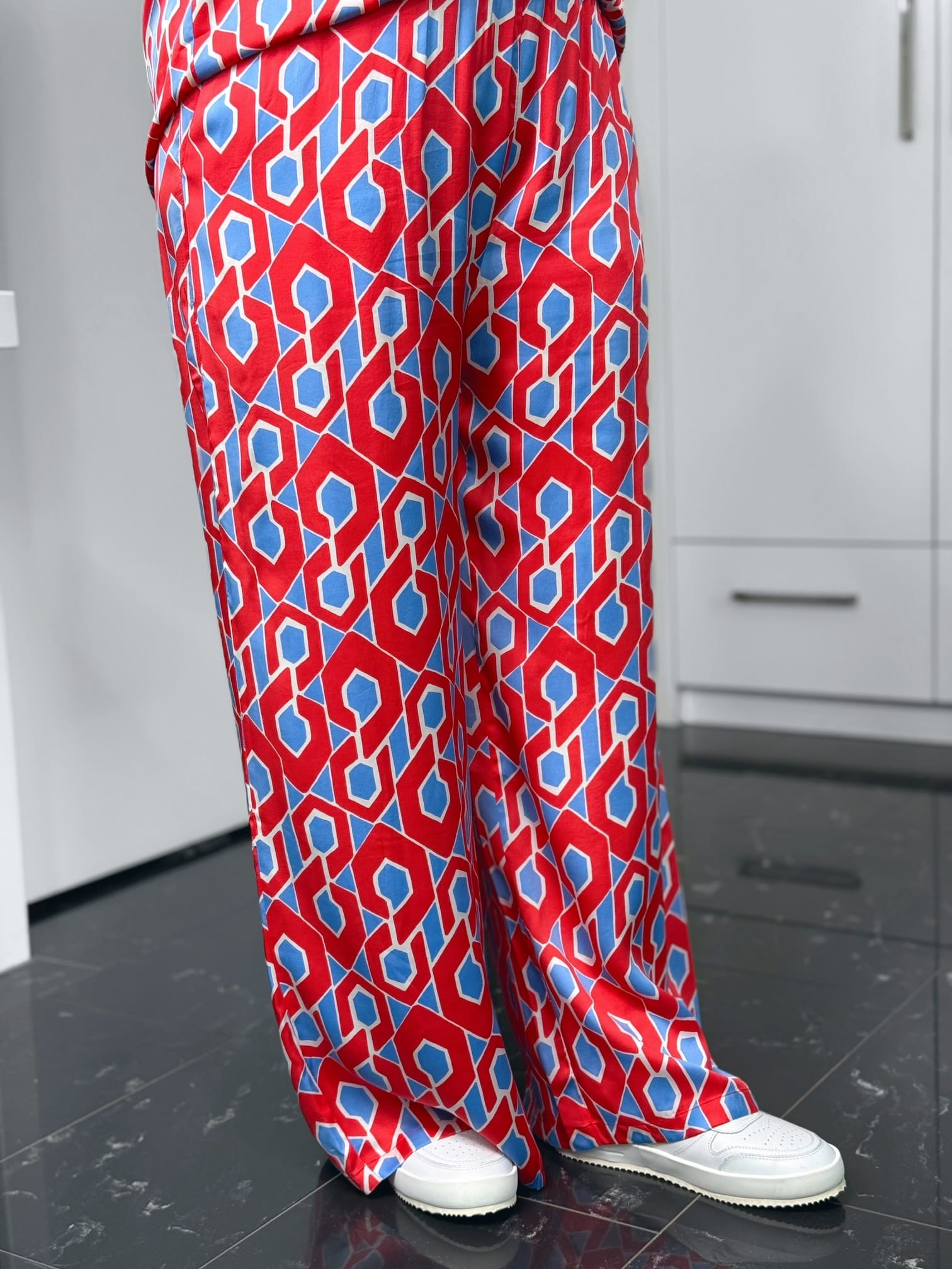 Milano Italy-Hose-61-6522-2279-1400-2 Milano Italy Wideleg Pants Riviera in rot-hellblau – Ansicht 2