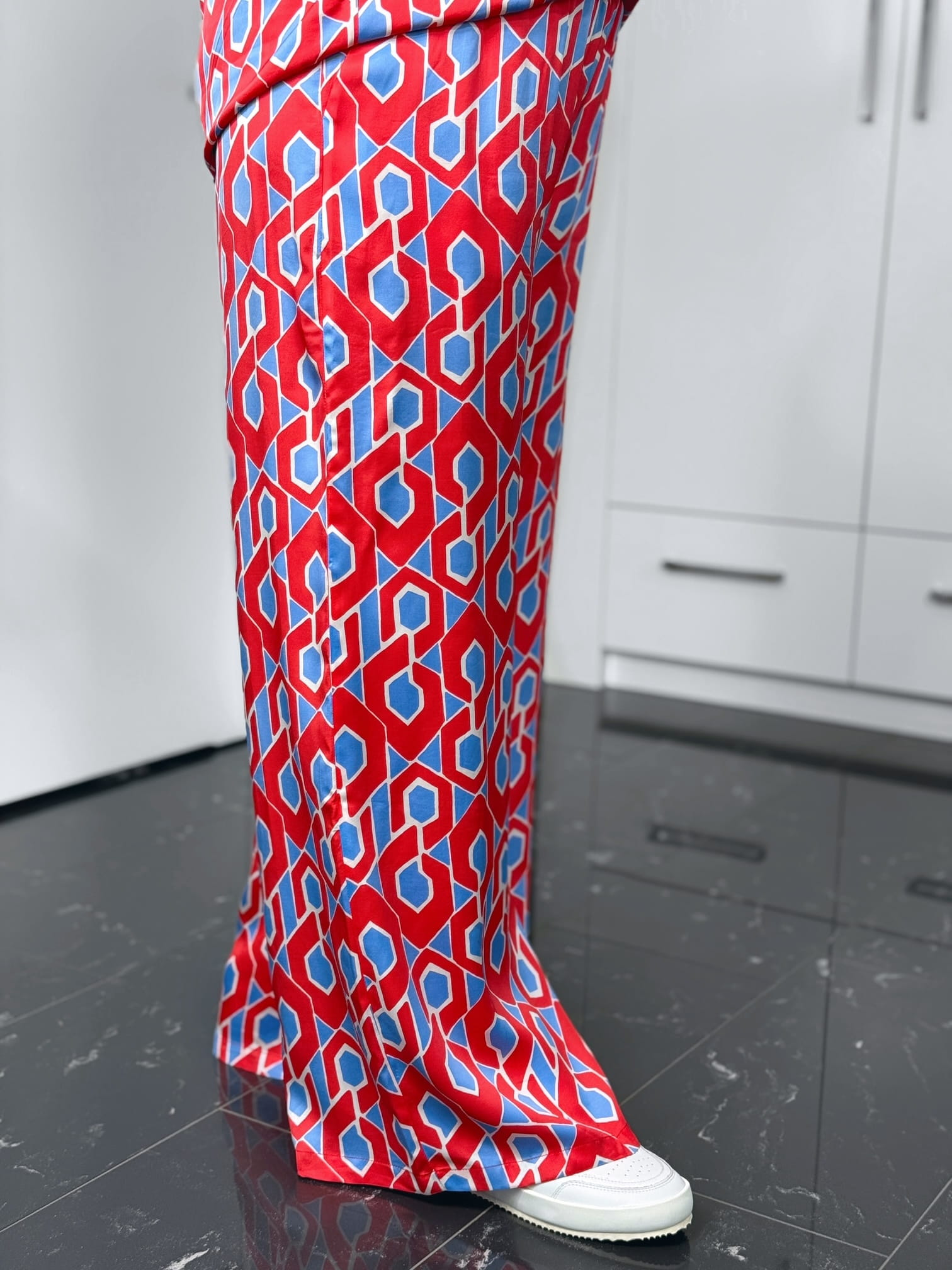 Milano Italy-Hose-61-6522-2279-1400-3 Milano Italy Wideleg Pants Riviera in rot-hellblau – Ansicht 3