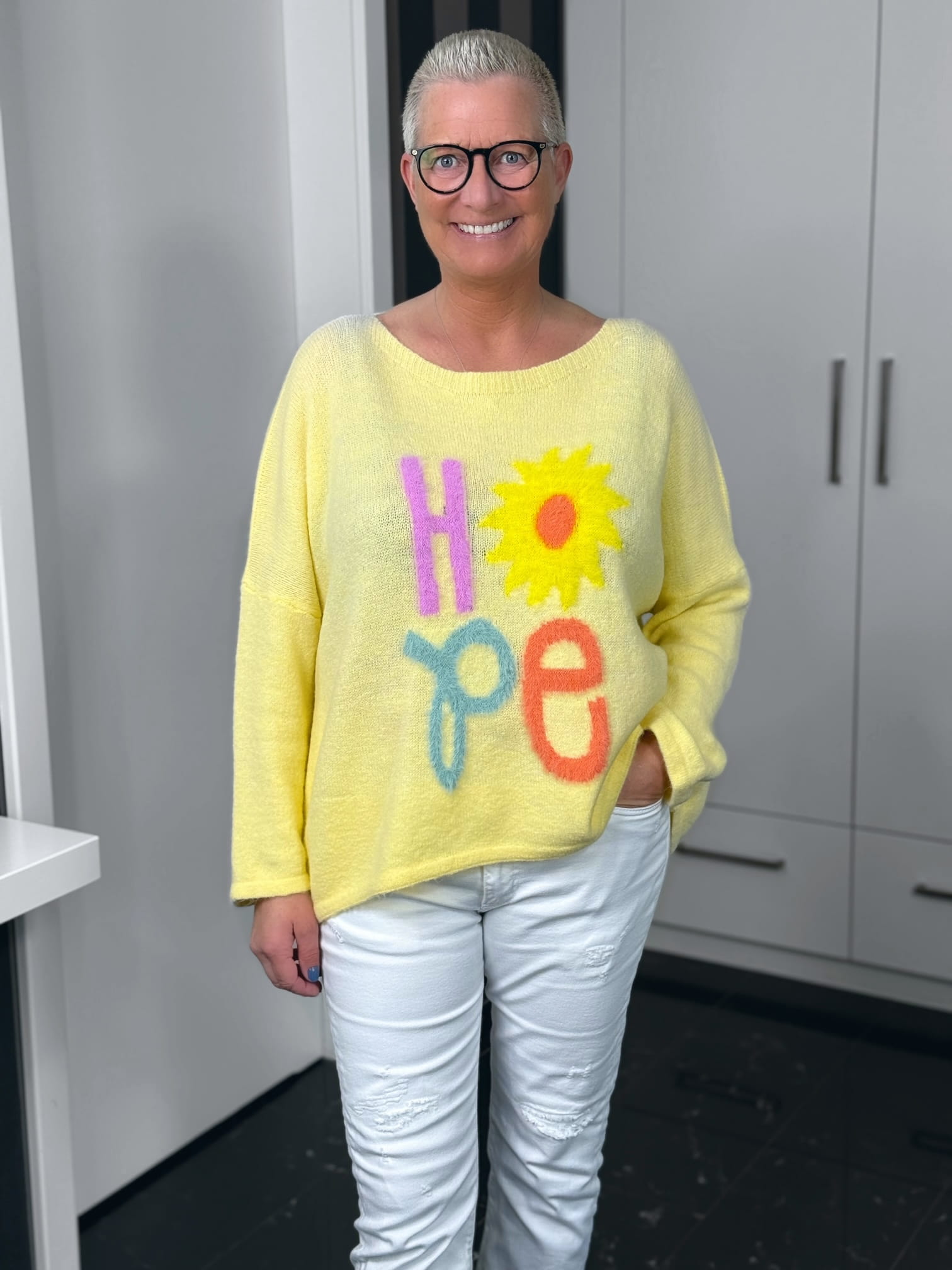 Emily van den Bergh-Pulli-Hope-gelb-3 markenfest Pullover Hope in gelb – Ansicht 3