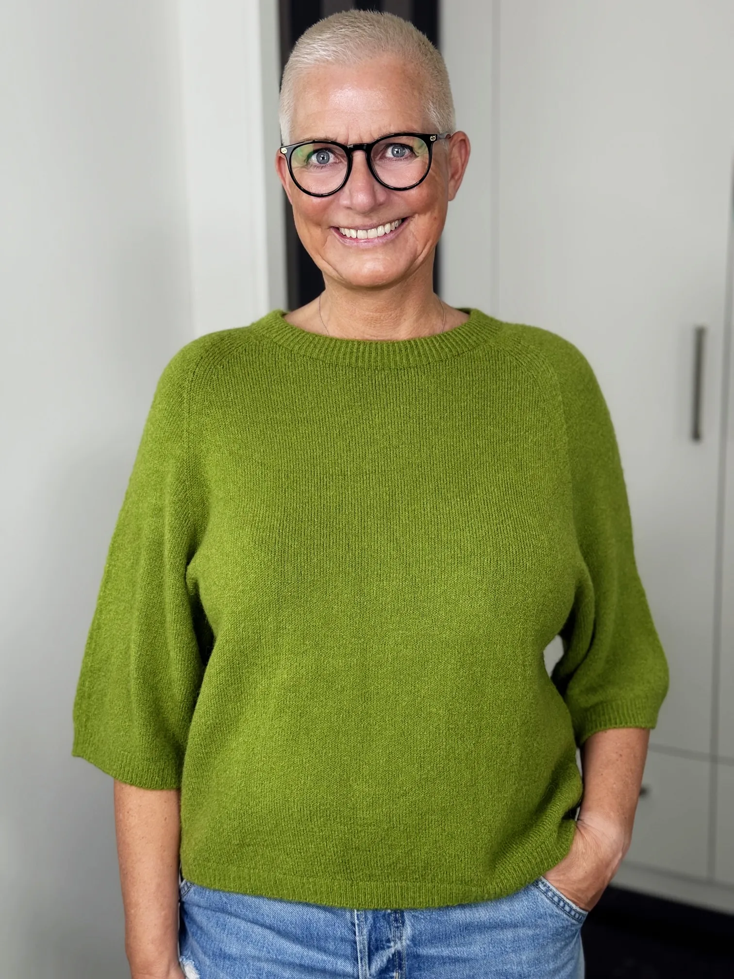 Alpaka-Pullover Matcha Love grün – Vorderansicht Alpaka-Pullover Matcha Love in grün – Vorderansicht