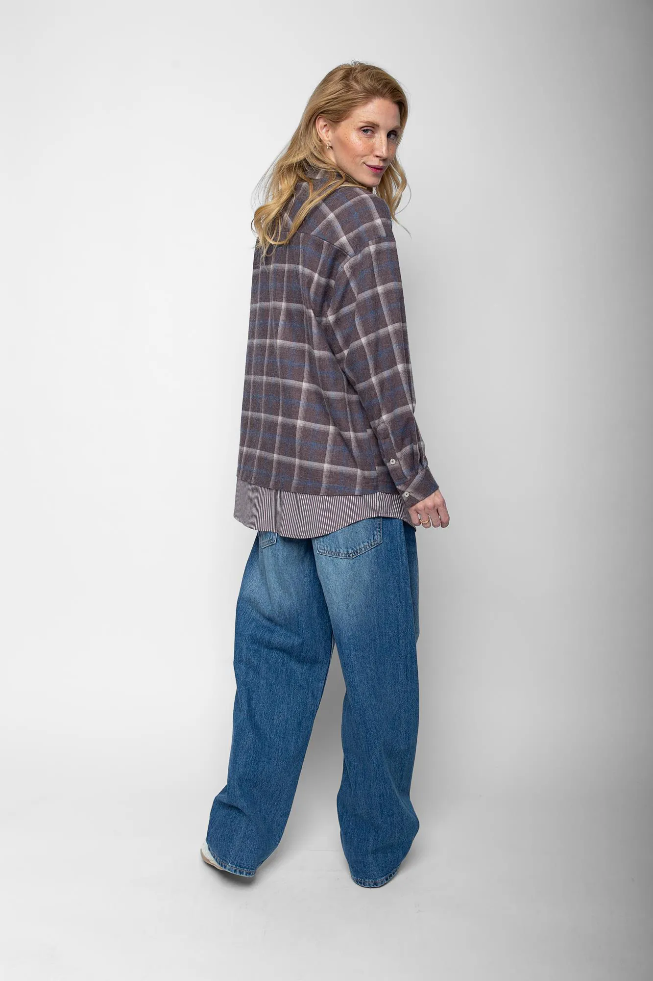 Emily van den Bergh Hemdbluse Autumn Check schoko-blau - Rückansicht Emily van den Bergh Hemdbluse Autumn Check in schoko-blau - Rückansicht