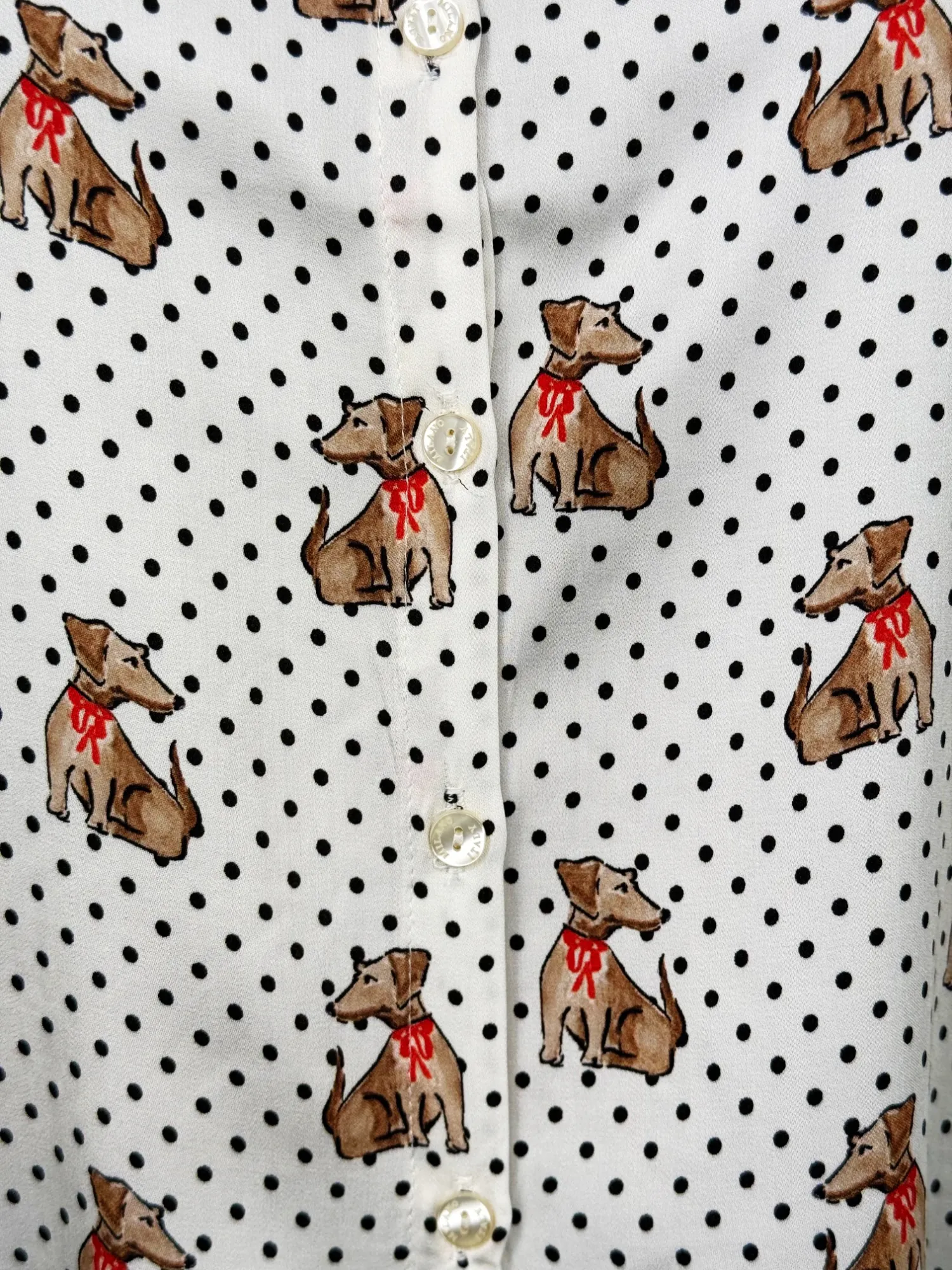 MILANO ITALY Hemdbluse Happy Dogs in creme-multicolour, Detail Druckmuster MILANO ITALY Hemdbluse Happy Dogs in creme-multicolour, Detail Druckmuster