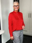 MILANO ITALY Schluppenbluse Chili in rot-weiß, Vorderansicht mit Schluppe